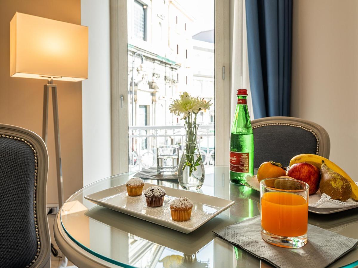 Hotel Residenza San Ferdinando Neapol Zewnętrze zdjęcie
